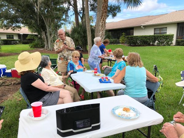 Fall Picnic 1.jpg